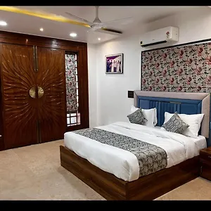 *** Hotel Rajmahal Suits India